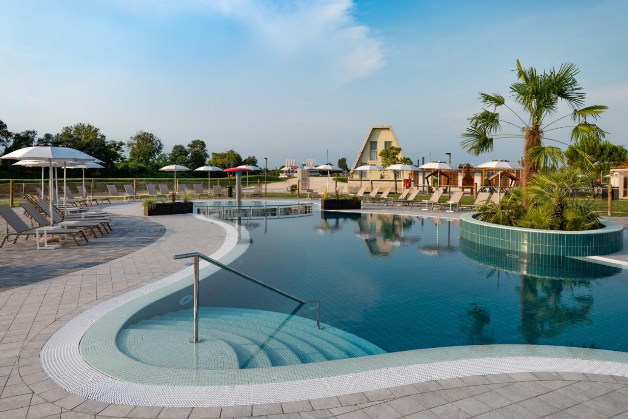 Marina Azzurra Resort Lignano Sabbiadoro Exteriör bild